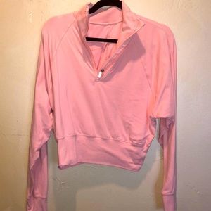 VEUC lululemon cropped rulu top size 4